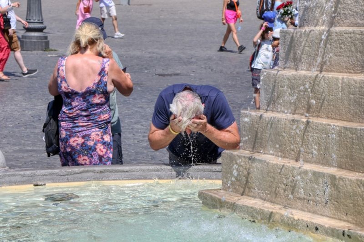 Italy Issues Red Heatwave Alert for Rome, Four Other Cities