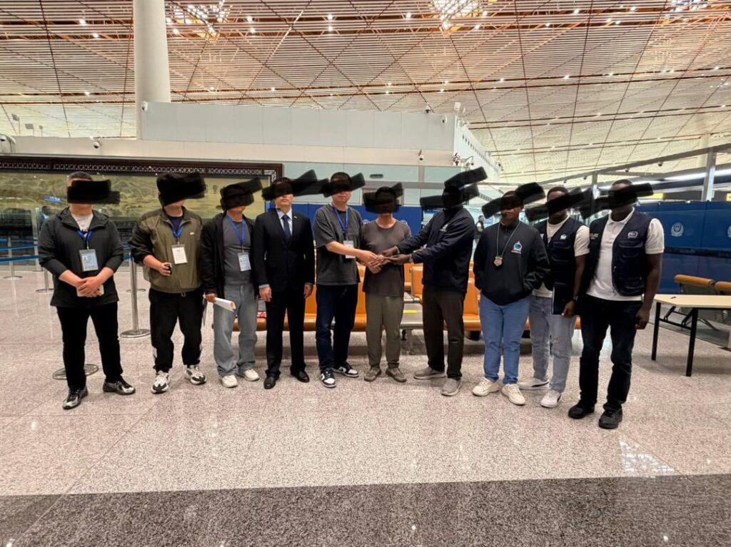 Nigeria Repatriates $245 Million Ponzi Suspect to China