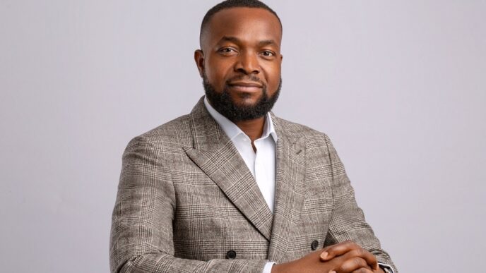 Nigeria's Minister Urges Telcos to Fix Networks (NewsCentral TV)