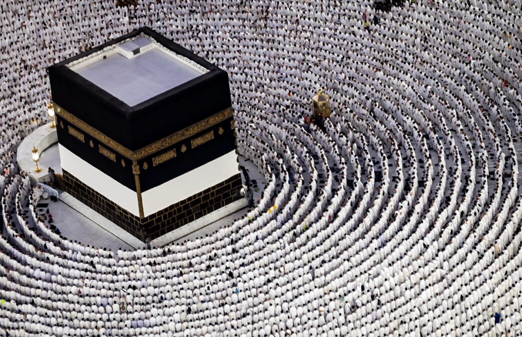 Saudi Arabia Declares May 26, 27 for Arafat, Sallah
