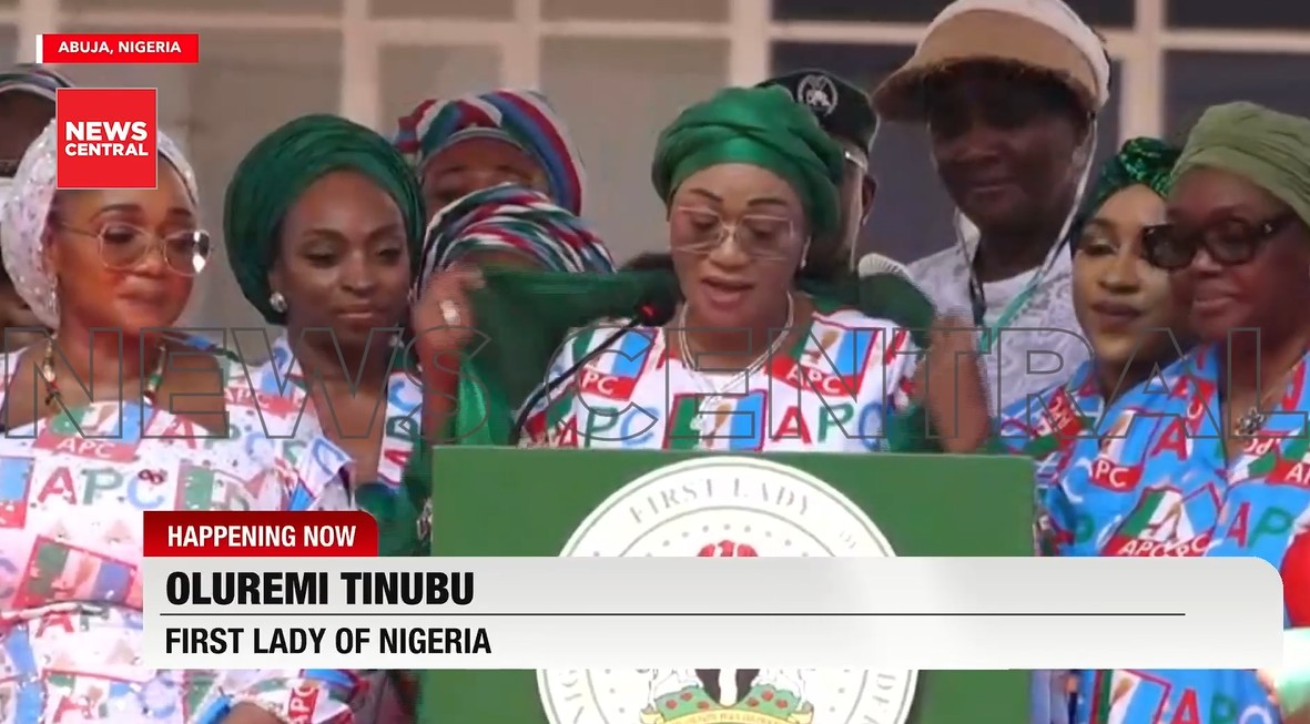 Nigerian First Lady Hails Women Affairs Minister (News Central TV)