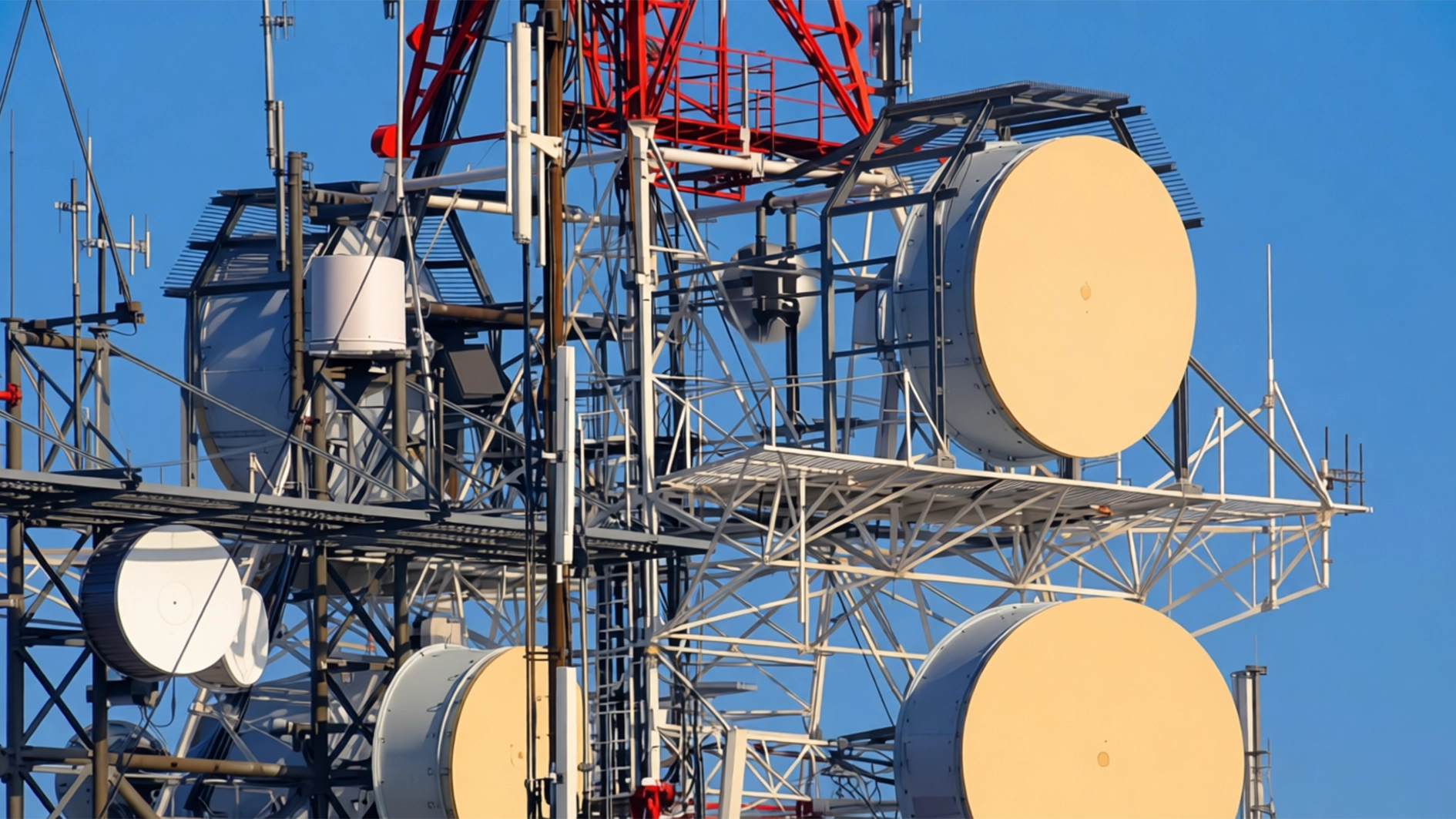 Nigeria's Minister Urges Telcos to Fix Networks (NewsCentral TV)