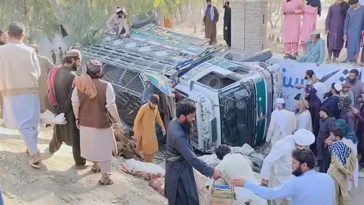 Truck Crash Kills 18 in Afghanistan