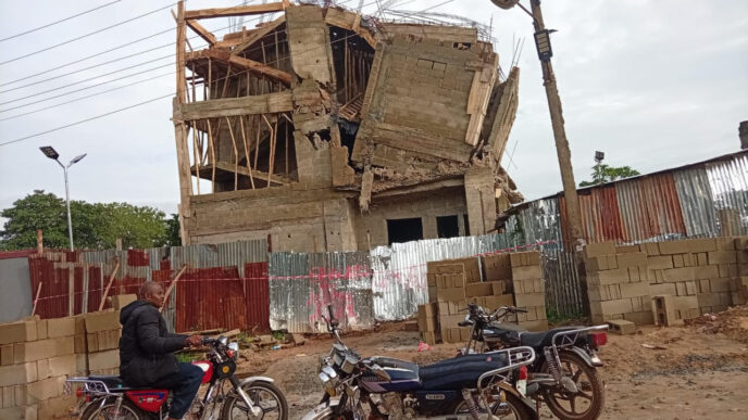 Two-storey Building Collapses in Anambra (news Central TV)