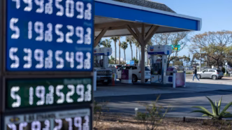 US Gas Prices Surge as Iran War Hits Supply