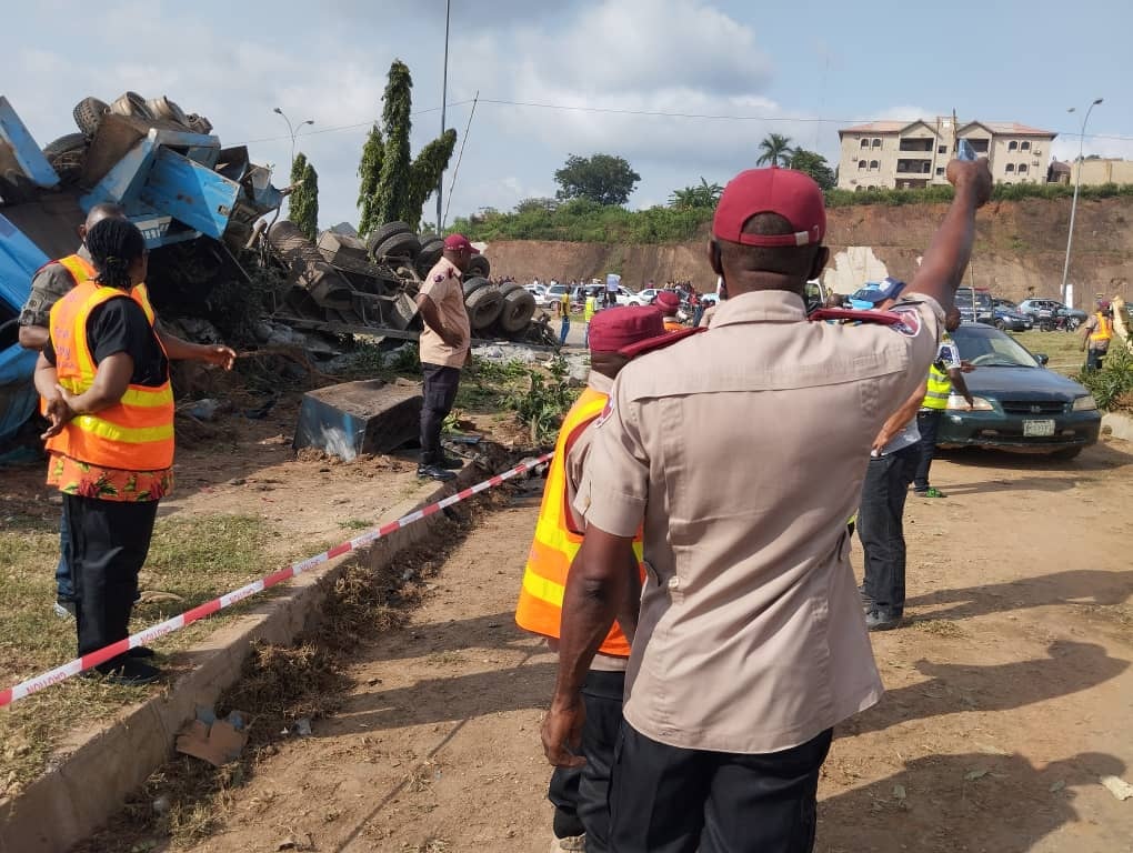 Two Killed in Plateau Road Crash