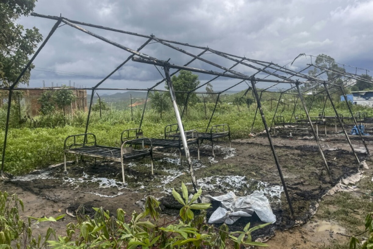 Ebola Riot Destroys Hospital Tents in DRC (NewsCentral TV)
