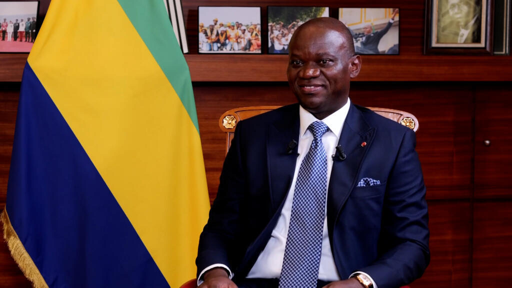 Gabonese President Woos Angolan Investors for Growth (NewsCentral TV)
