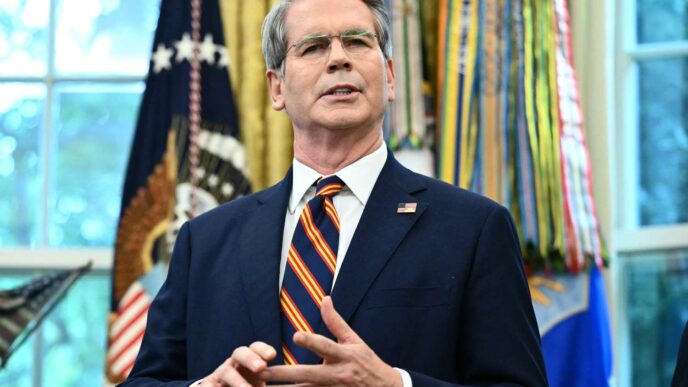 US Treasury Chief Threatens Oman Over Hormuz Tolls (NewsCentral TV)
