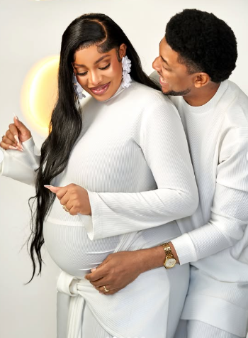 Gospel Singer Steve Crown, Wife Welcomes First Child (NewsCentral TV)