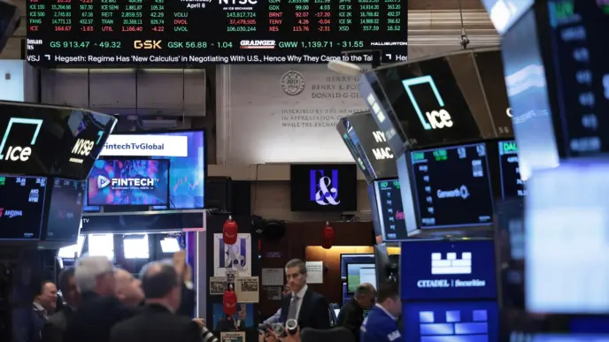 Stocks Rises, Oil Falls as Traders Eye US-Iran Ceasefire