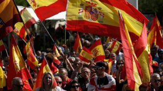 Thousands Rally in Madrid Demanding Sanchez's Resignation