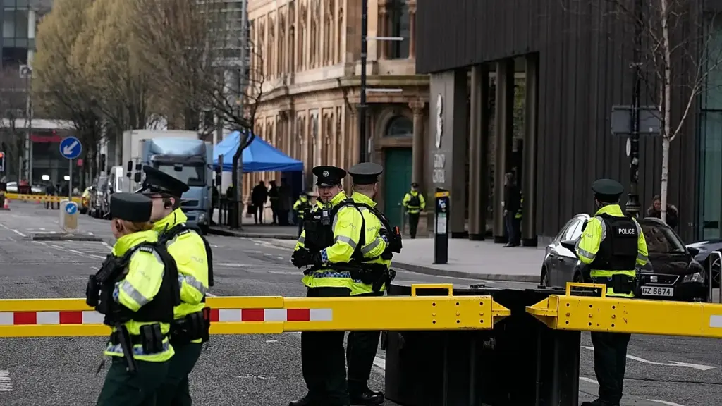Starmer Condemns Belfast Knife Attack (News Central TV)