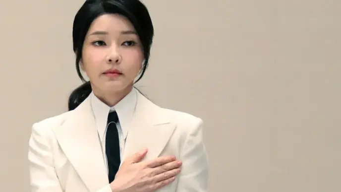 South Korea’s Former First Lady Jailed for Bribery (NewsCentral TV)
