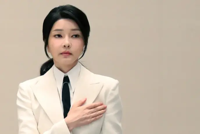 South Korea’s Former First Lady Jailed for Bribery (NewsCentral TV)