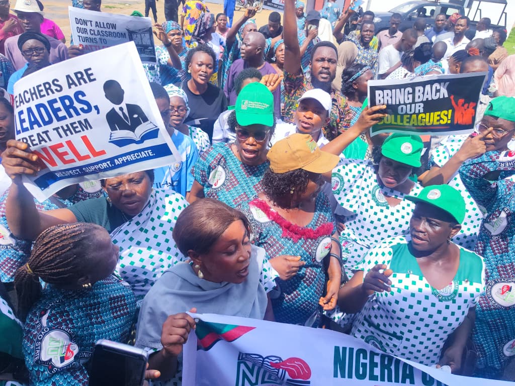 Teachers Protest Oyo Abduction in Lagos (News Central TV)
