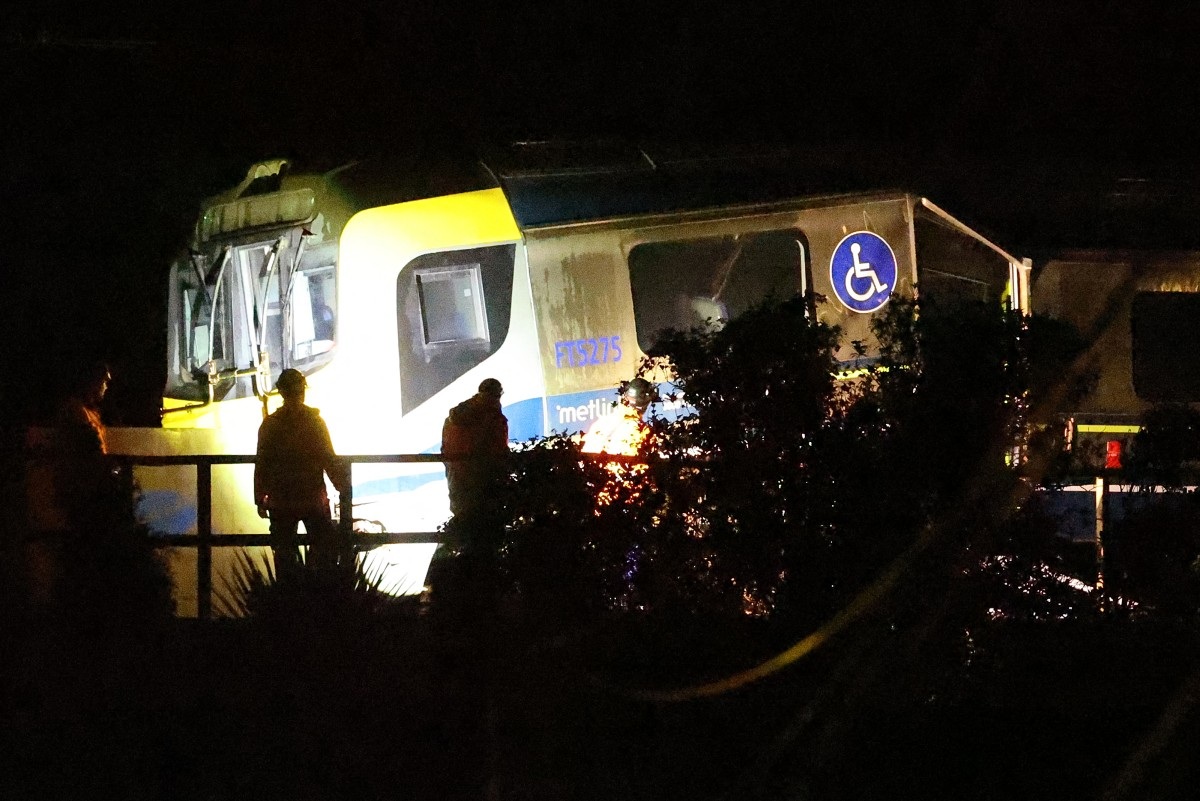 Six Injured as Train Derails in New Zealand Capital