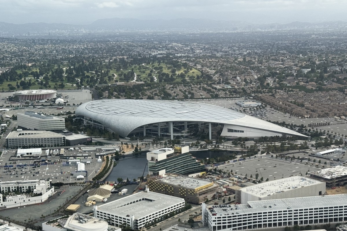 Stadium Workers Threaten Strike Ahead of World Cup