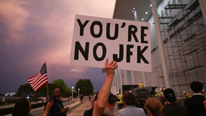 Kennedy Centre Begins Trump Name Removal