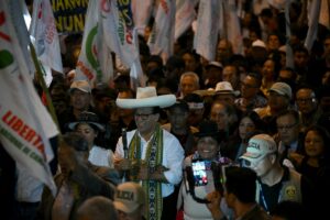 Peru Presidential Candidate Protests Over Election Transparency