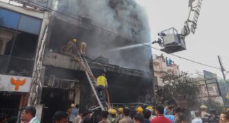 Fire Kills 14 Students in Lucknow in India