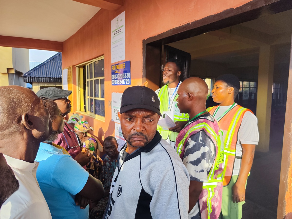 Osolo Hall Polling Unit 003 voters. Credit: News Central TV.