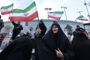 Iranian Women Protest Iran-US Peace Talks (News Central TV)