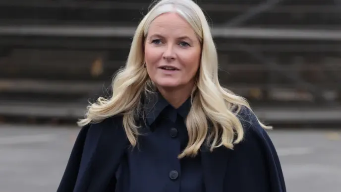 Norway's Crown Princess Undergoes Lung Transplant (News Central TV)