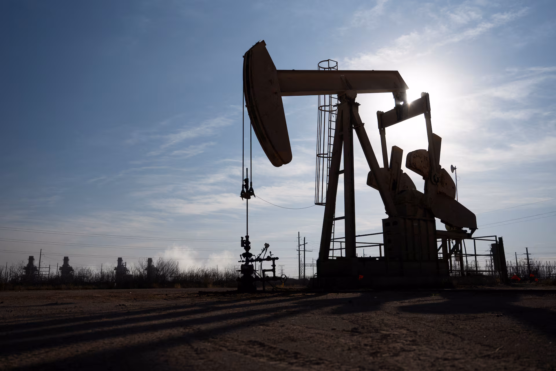 Oil (News Central TV)