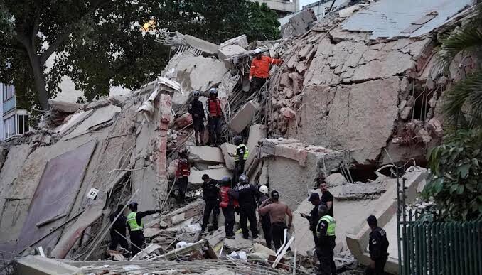 US Deploys Rescue Teams To Venezuela