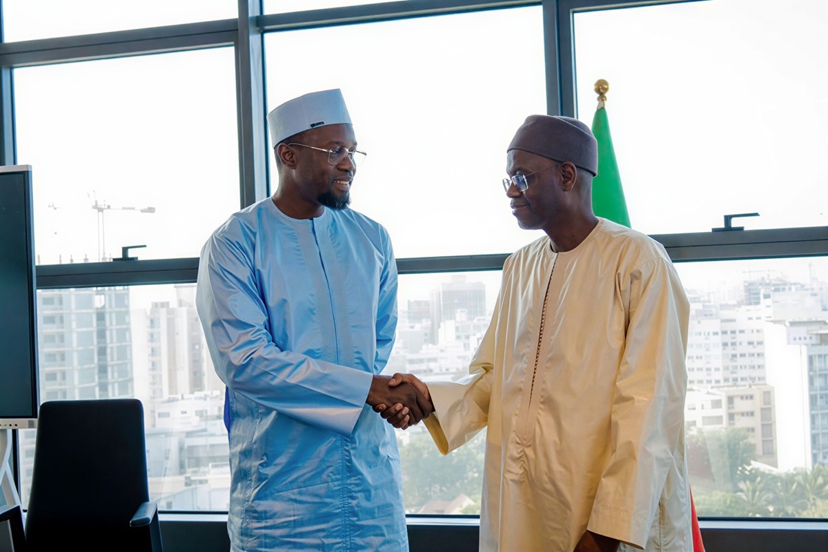 Handover of power between outgoing Prime Minister Ousmane Sonko and incoming Prime Minister Ahmadou Al Aminou Lô