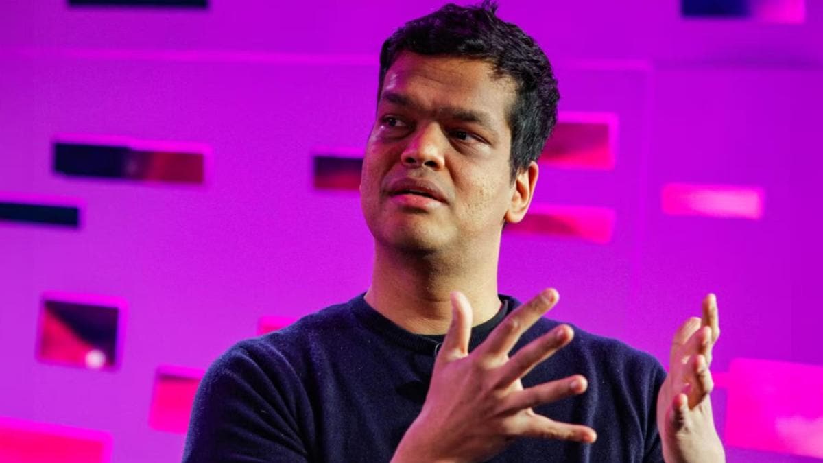 White House AI Adviser, Krishnan Resigns (NewsCentral TV)