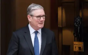 Starmer to Ban Social Media For Children