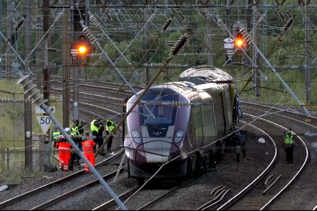 One Dead After Train Crash Near London (News Central TV)