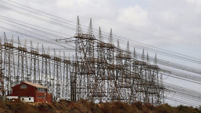 Venezuela Signs Deal to Rebuild Power Grid