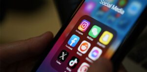 UAE Bans Social Media Use for Children Under 15