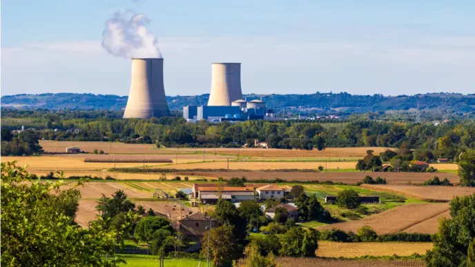 France Shuts Nuclear Reactors Following Heatwave (NewsCentral TV)