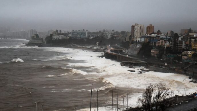 Death Toll in Chile Storms Rises to 13