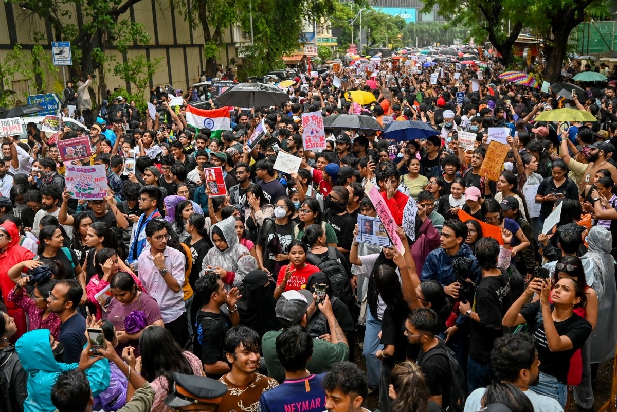 Modi Vows Crackdown on Exam Fraud as Protests Continue