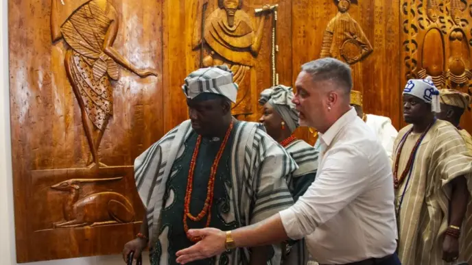 Alaafin Visits Largest African Diaspora Museum