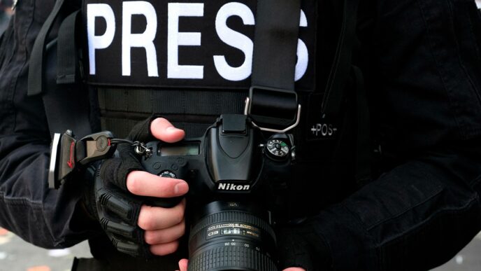 How Poor Journalism Fuels Division and Distrust