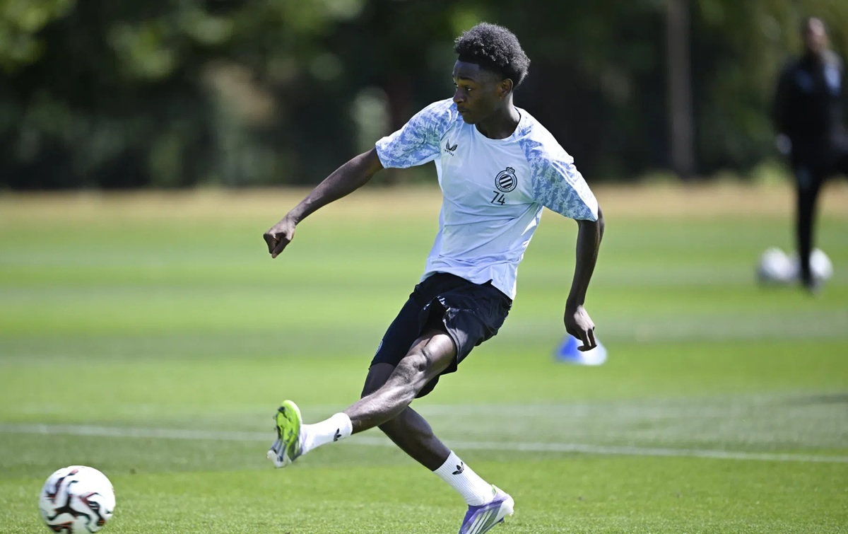 Barcelona Sign Teenager Bisiwu from Club Brugge