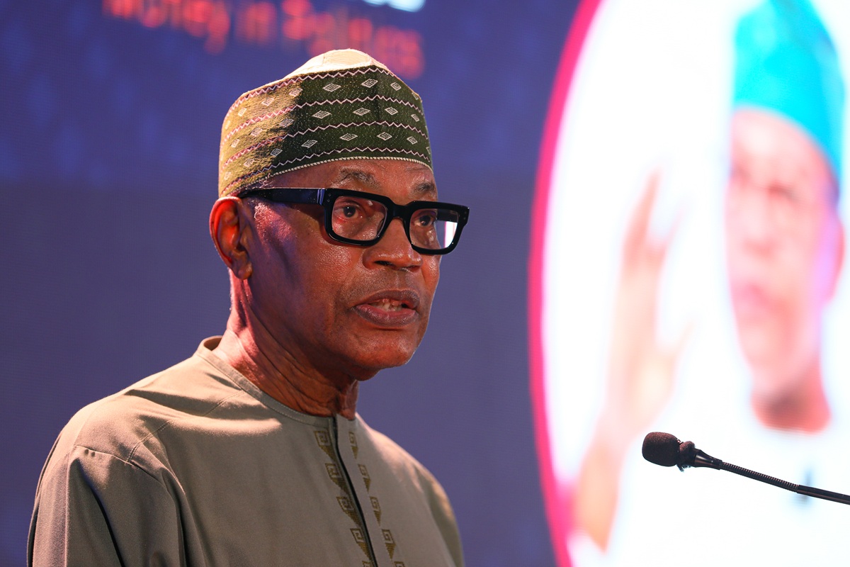 Dr. Ibn Chambas,