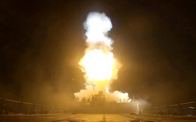 US Launches Third Straight Night of Strikes on Iran