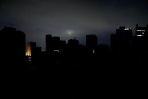Zimbabwe Hit by Nationwide Power Outage