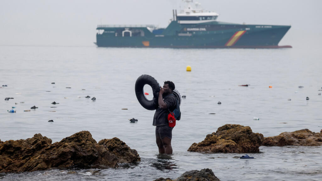 Over 48,000 migrants return to Morocco from Ceuta (News Central TV)