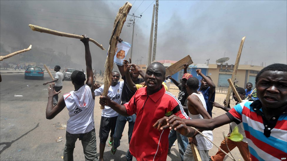 Zulum Approves Jobs for 100 Graduates to Tackle Thuggery