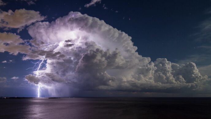 Lagos Warns of Thunderstorms, Flooding on Friday