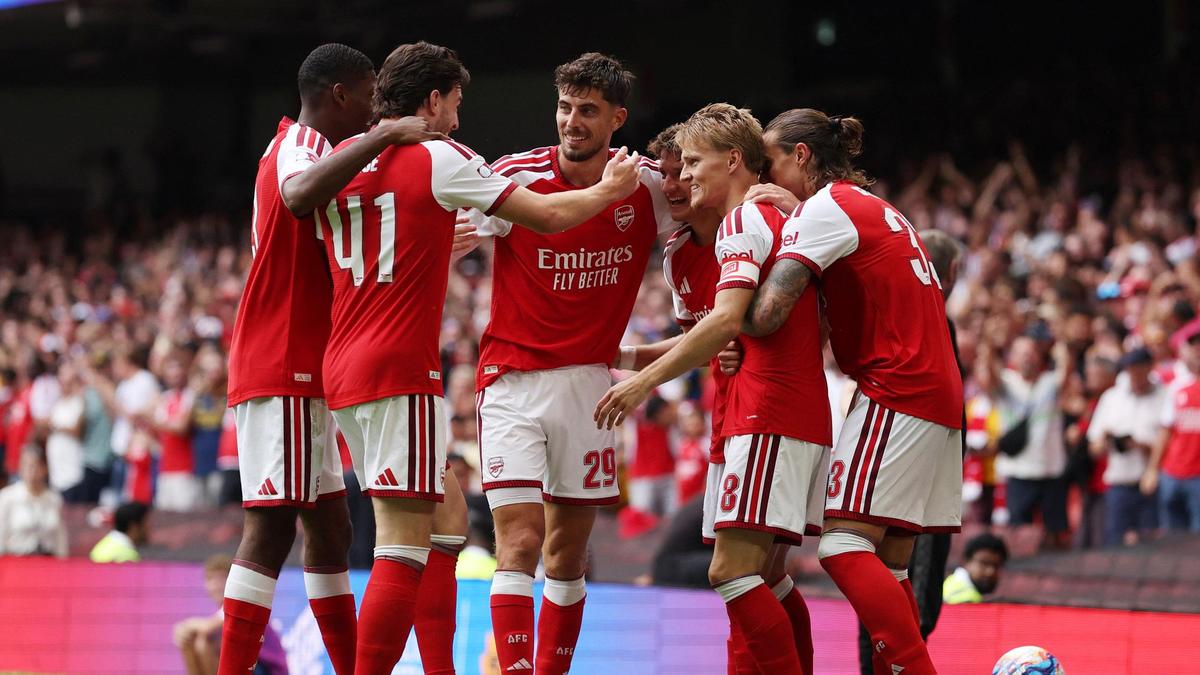 Arsenal beat Coventry 3-0 in season opener (News Central TV)