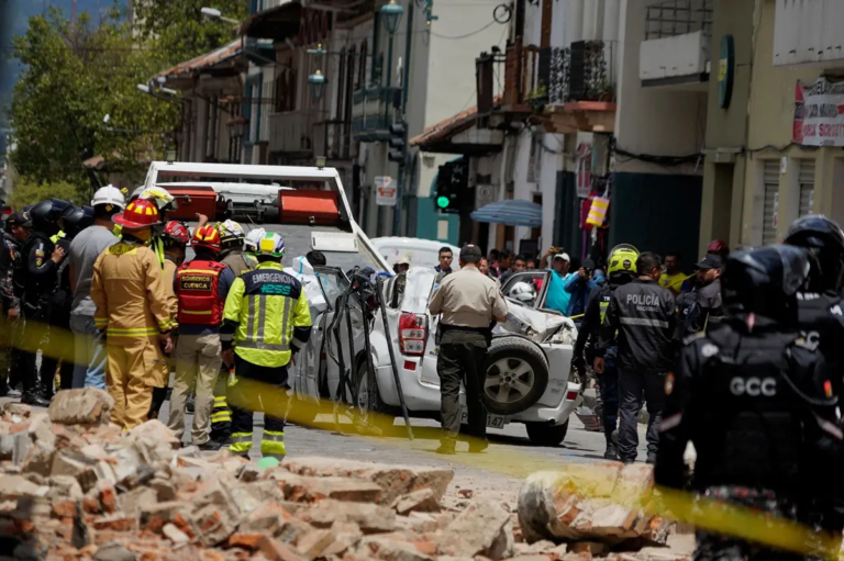 7.4-Magnitude Earthquake Shakes Colombia, Ecuador